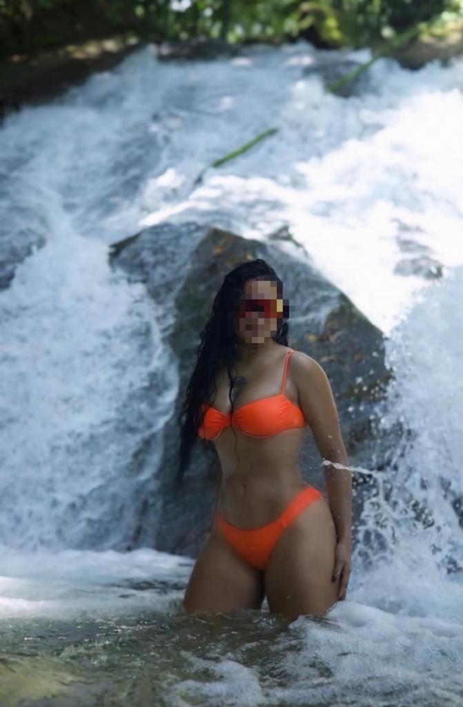 611276843: Chica busca chico en Tenerife