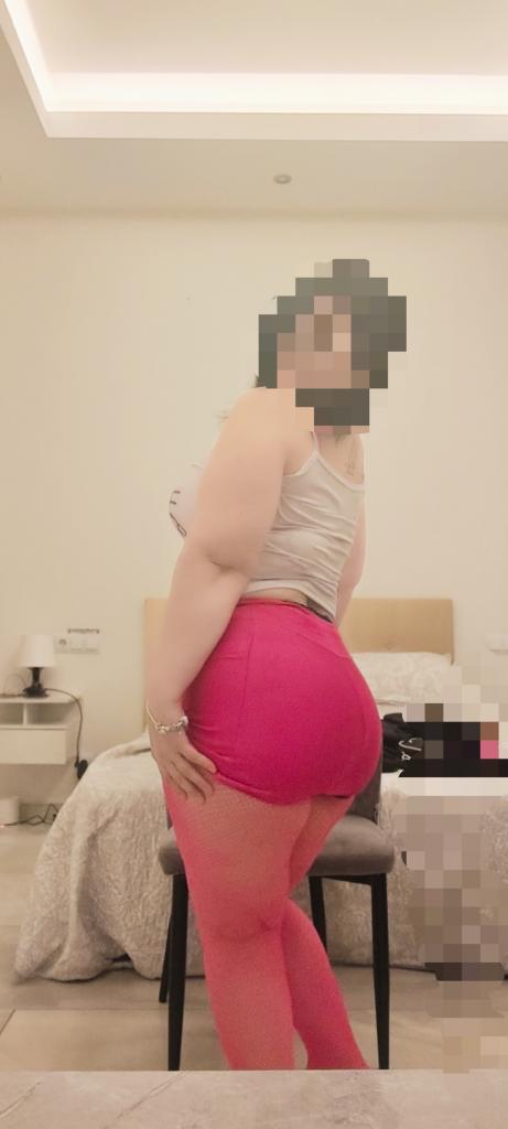 643889602: Chica busca chico en Madrid