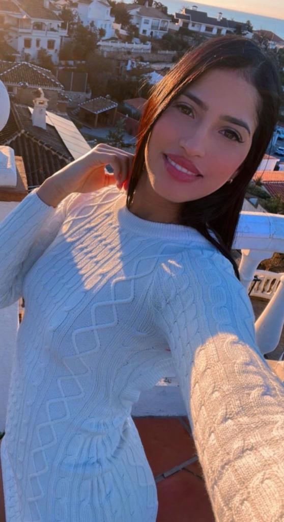 613298674: Chica busca chico en Murcia