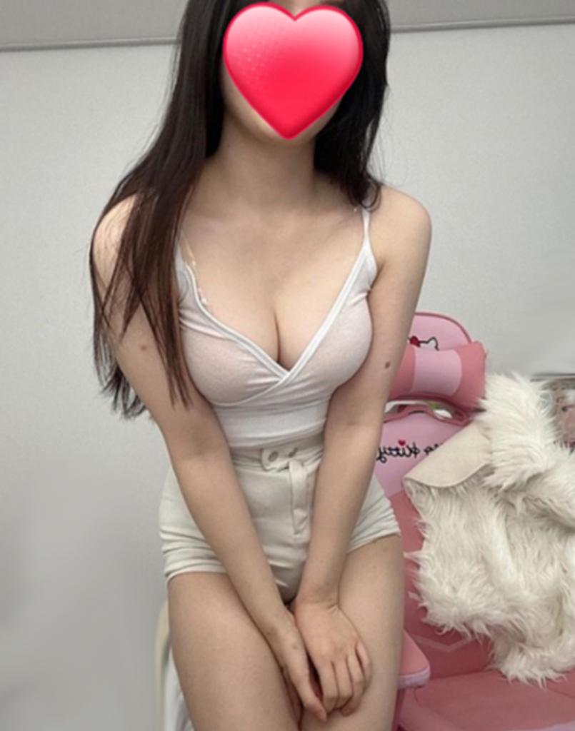 Chica busca chico en Barcelona: Chica busca chico