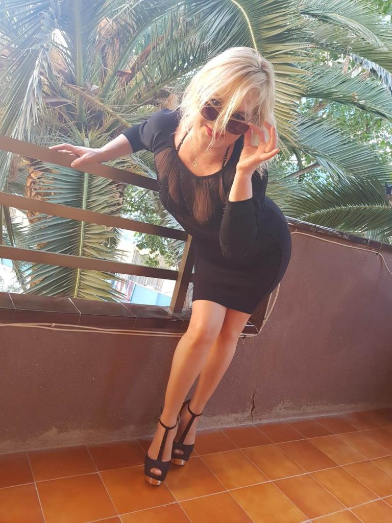 624686977: Chica busca chico en Murcia