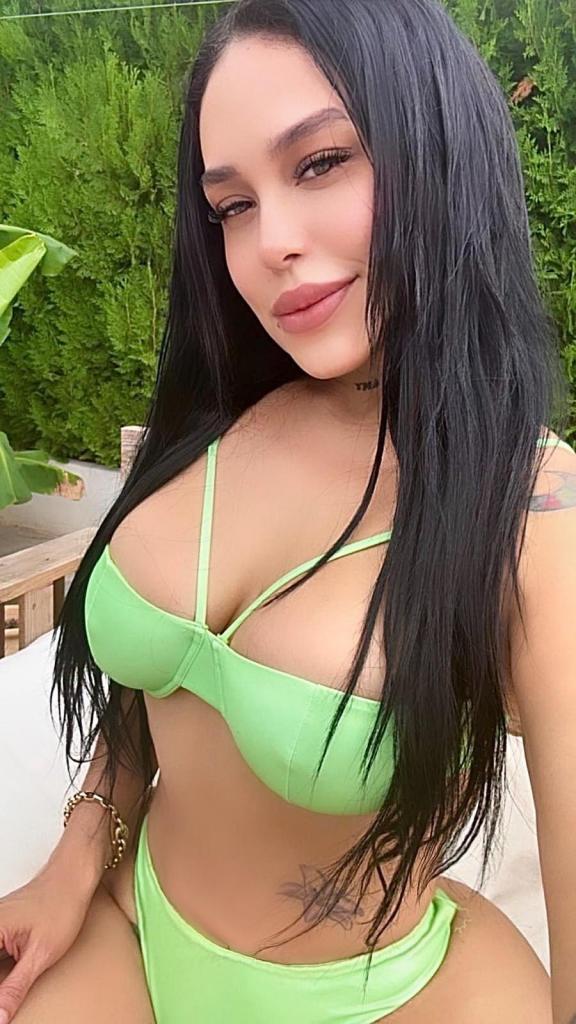 Chica busca chico en Cádiz: 