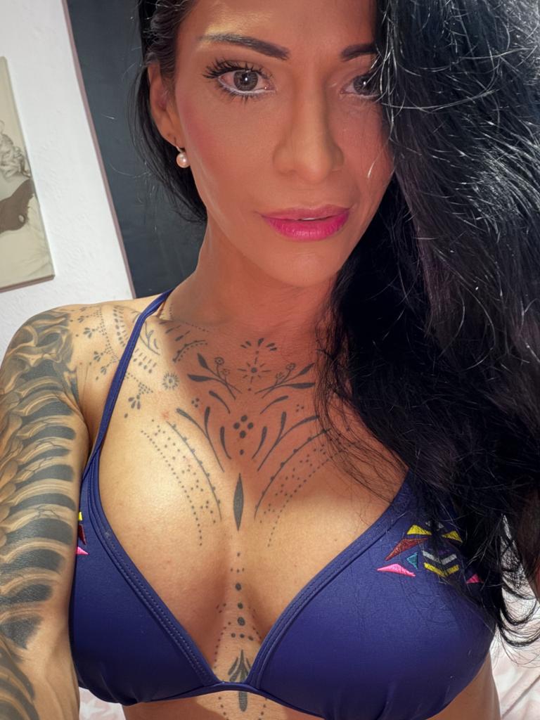 Transexual en Málaga: Transexuales y Travestis