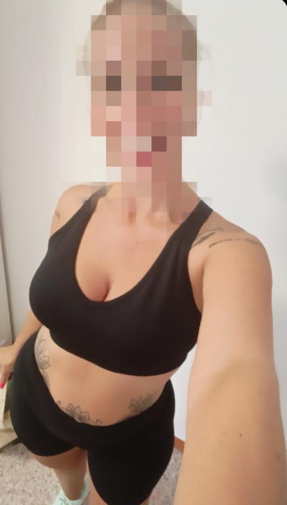 Chica busca chico en Cádiz: 