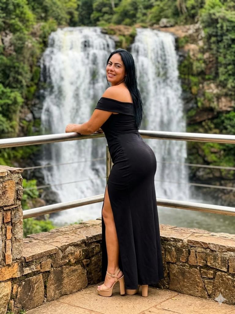 Chica busca chico en Cádiz: Chica busca chico