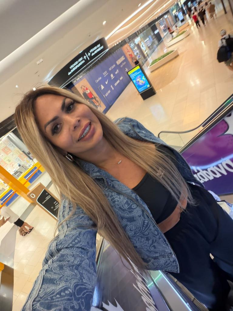 645289375: Travesti en Barcelona