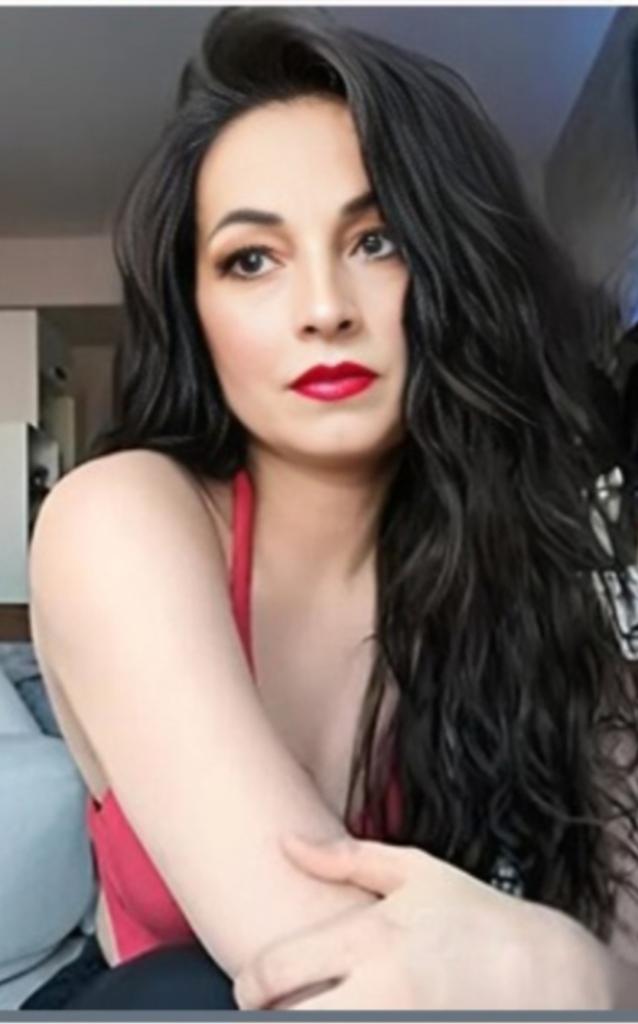 643063183: Chica busca chico en Alicante