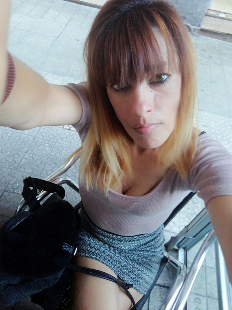 688751097: Chica busca chico en Vizcaya