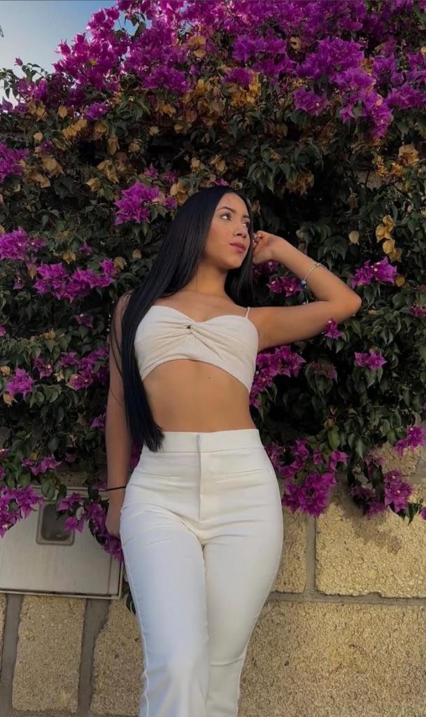 691286219: Chica busca chico en Málaga