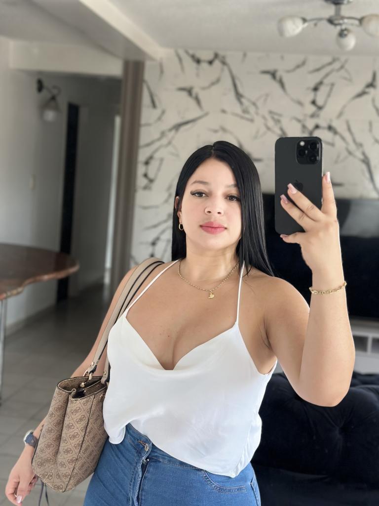 743040517: Chica busca chico en Tenerife