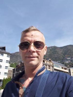 600655718: Chico busca chica en Madrid