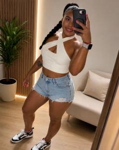 611586884: Chica busca chico en Cádiz