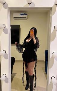 664346983: Chica busca chico en Málaga