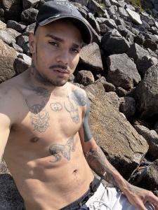 672026746: Chico busca chica en La Coruña