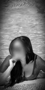 617156464: Chica busca chico en Sevilla