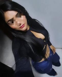 631670408: Chica busca chico en Murcia