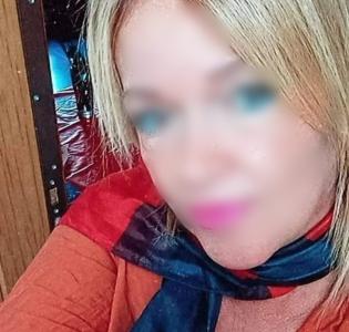611225473: Chica busca chico en Gerona