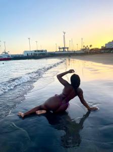613906857: Chica busca chico en Las Palmas