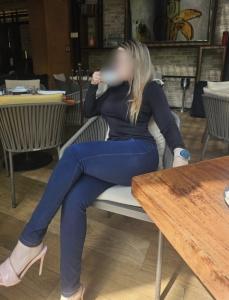611281454: Chica busca chico en Cáceres