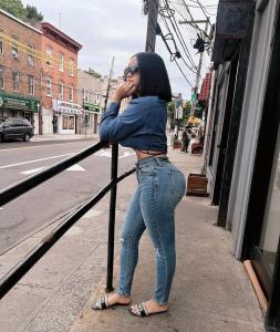 604170476: Chica busca chico en Orense