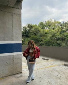 614536541: Chica busca chico en Madrid
