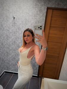 632399247: Chica busca chico en Málaga