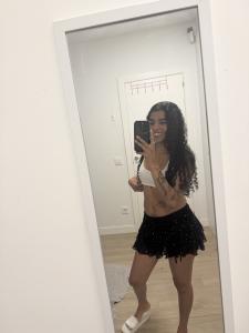 633651095: Chica busca chico en Lérida