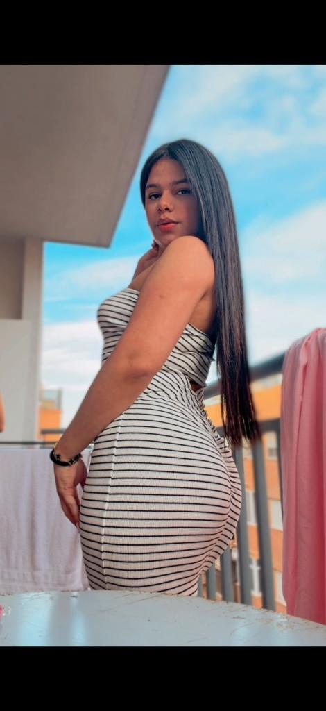 674982140: Chica busca chico en Valencia