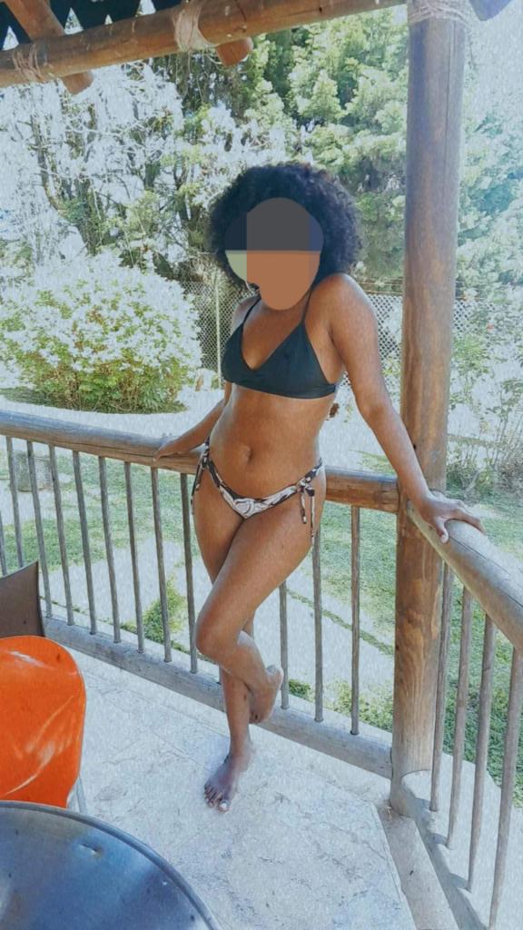 Chica busca chico en Huelva: 