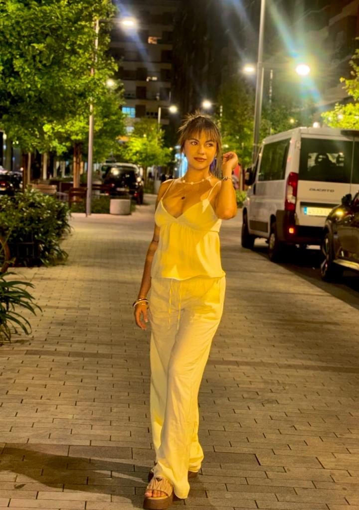 Chica busca chico en Valencia: Chica busca chico