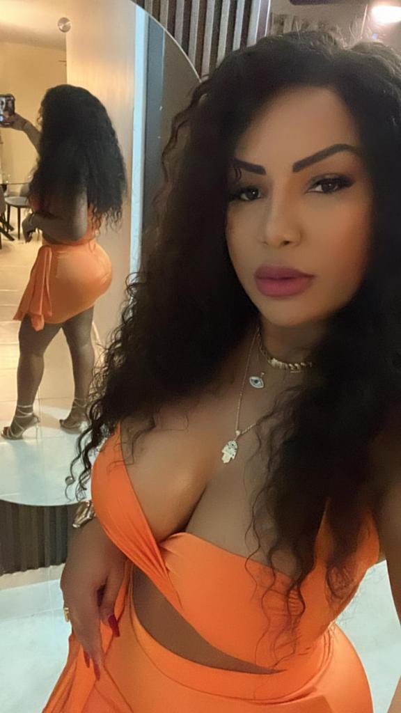 Chica busca chico en Valencia: Chica busca chico