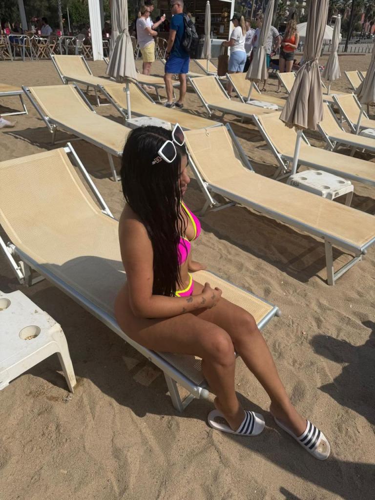 722392610: Chica busca chico en Madrid