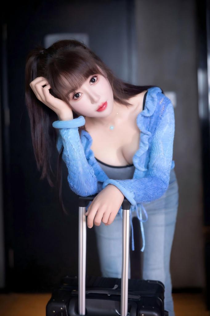 688140386: Chica busca chico en Valencia