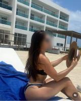 664248198: Chica busca chico en Sevilla