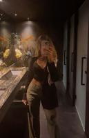 663323644: Chica busca chico en Sevilla