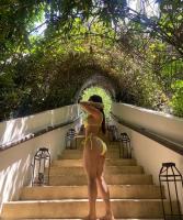 664248198: Chica busca chico en Sevilla
