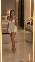 613847218: Chica busca chico en Barcelona