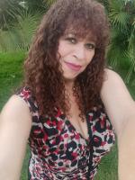 613710448: Chica busca chico en Madrid