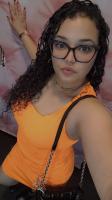 610883858: Chica busca chico en Gerona
