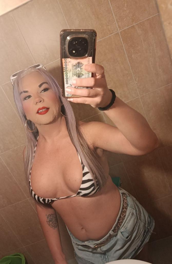 614665052: Transexual en Madrid