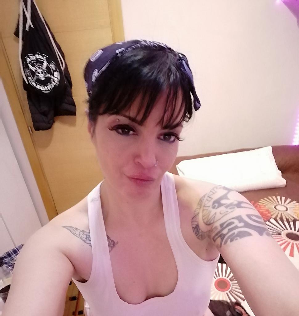 Chica busca chico en Navarra: 