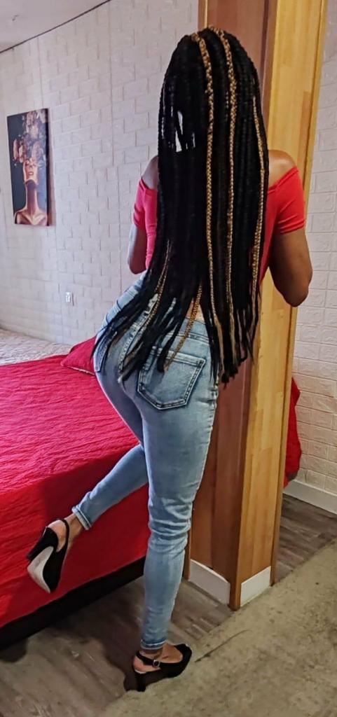 682900126: Chica busca chico en Asturias
