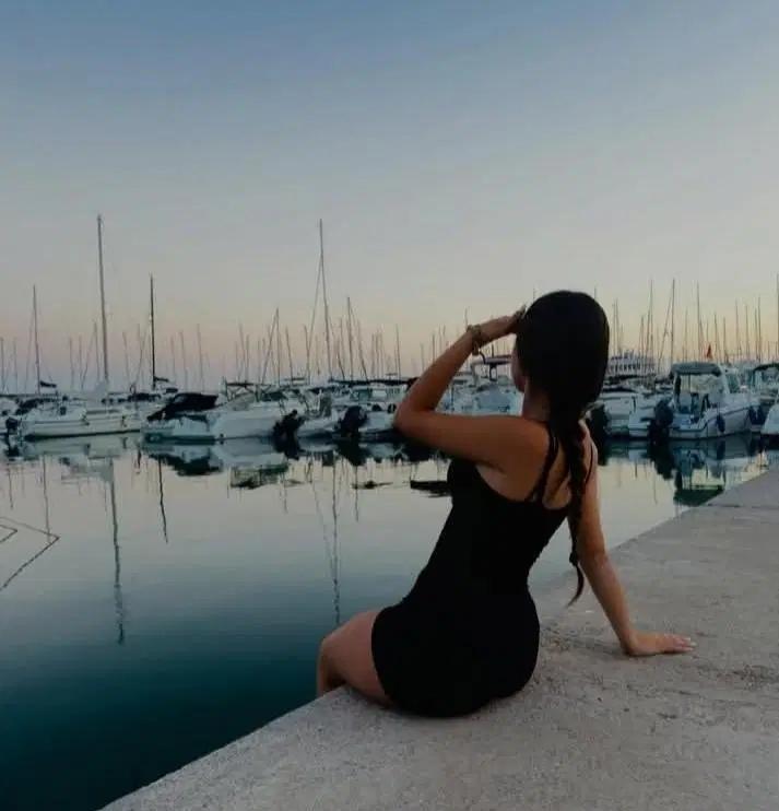 Chica busca chico en Sevilla: 
