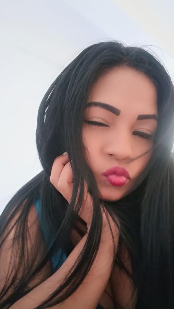 685022405: Chica busca chico en León
