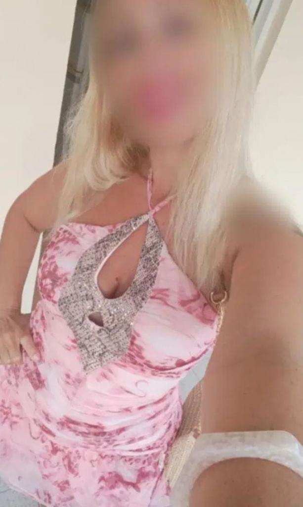 Chica busca chico en Cádiz: 