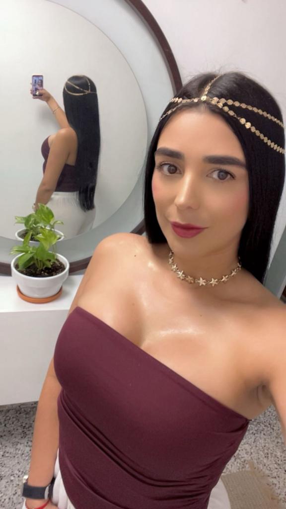 667606175: Chica busca chico en Valencia