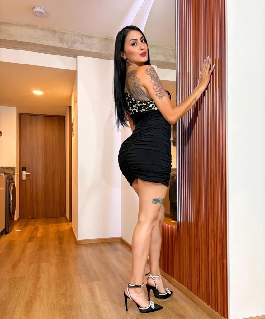 631799932: Chica busca chico en Navarra