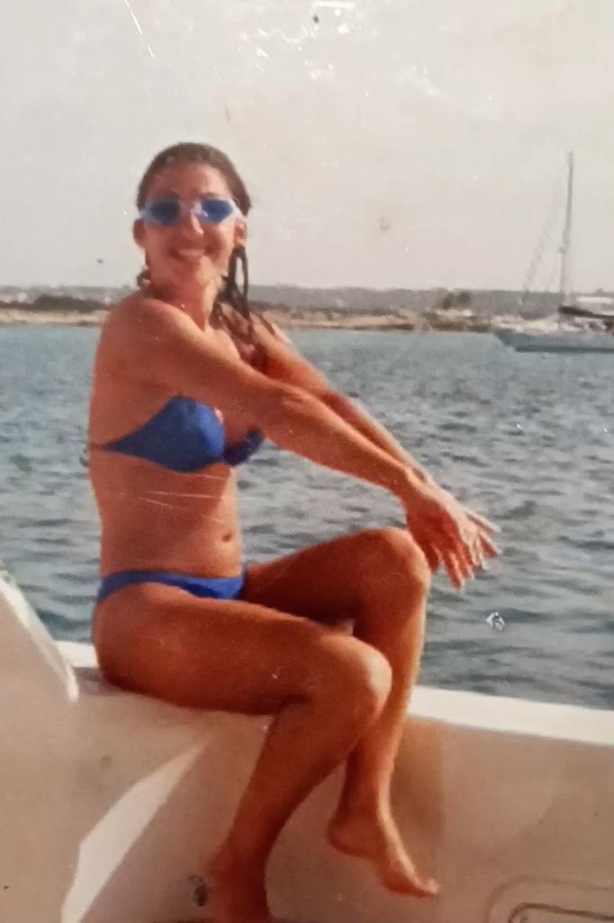 672570338: Chica busca chico en Valencia