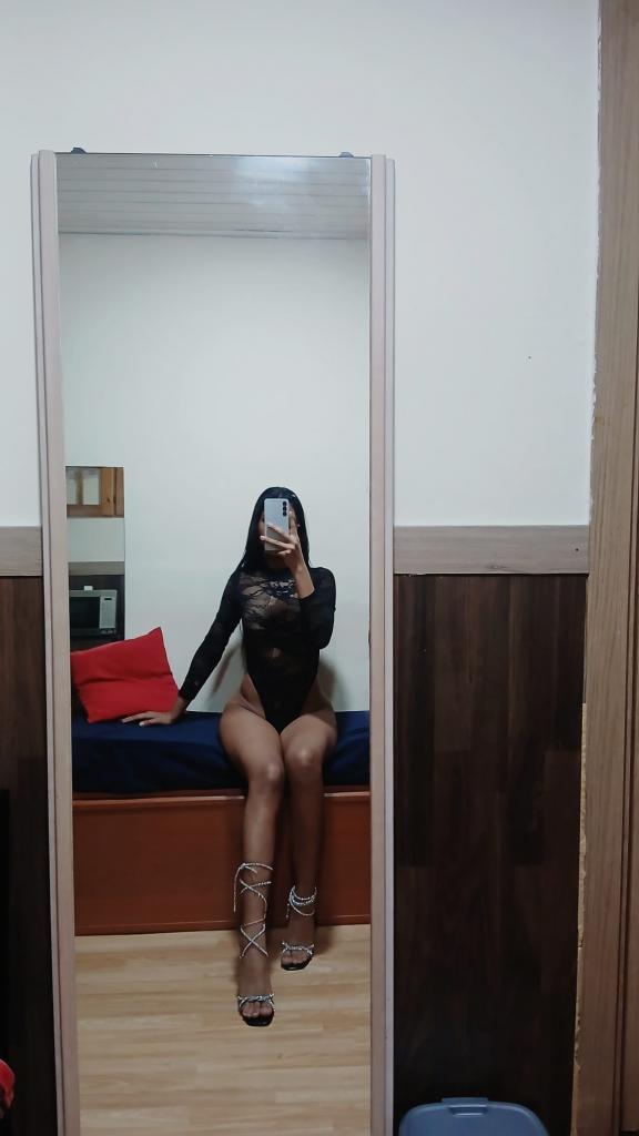 Chica busca chico en Barcelona: 