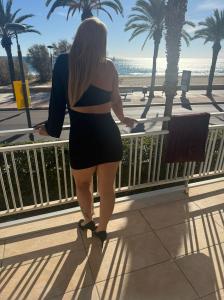 613981428: Chica busca chico en Tarragona